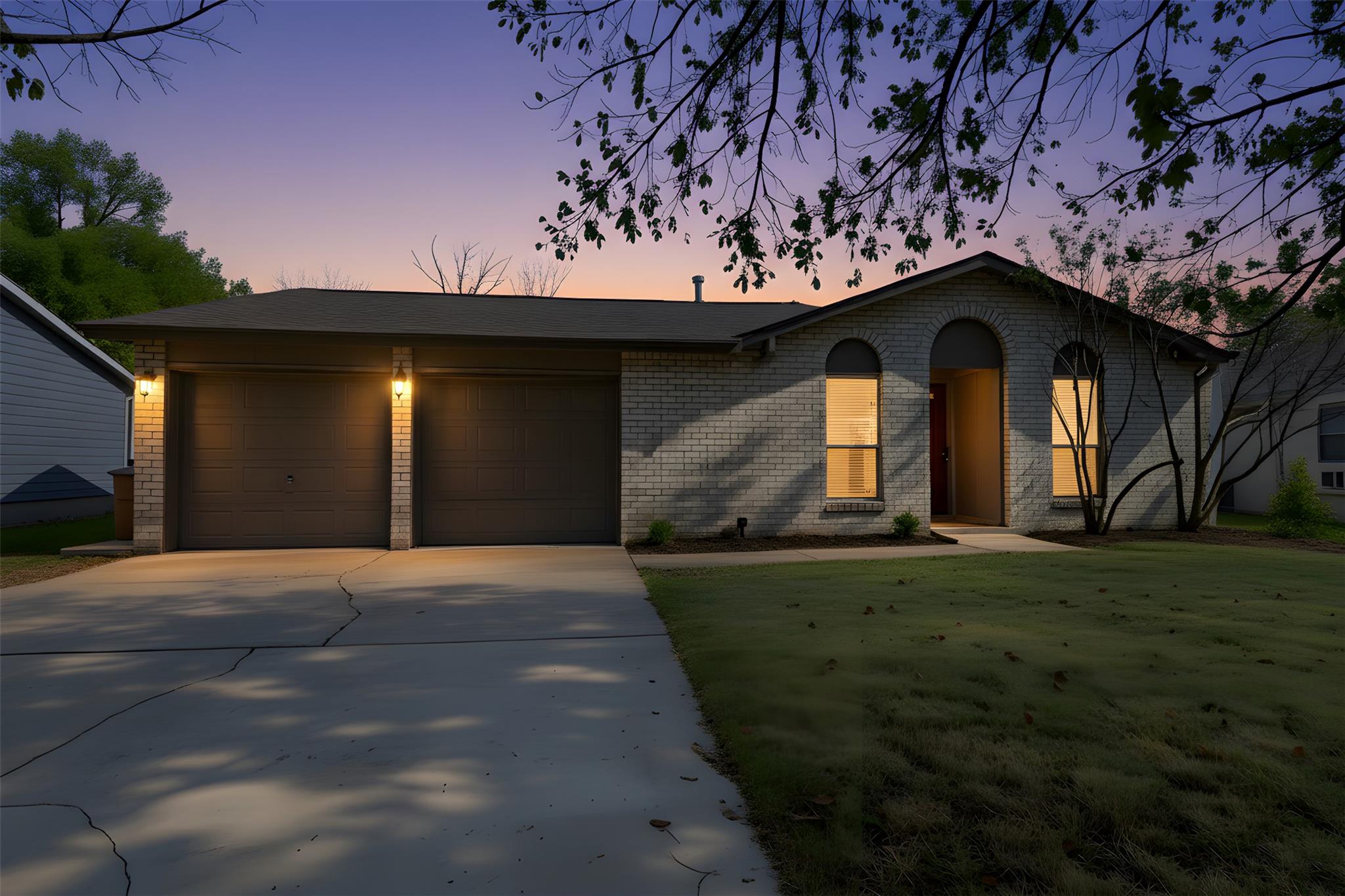 7203 Barnsdale Way Property Photo 1