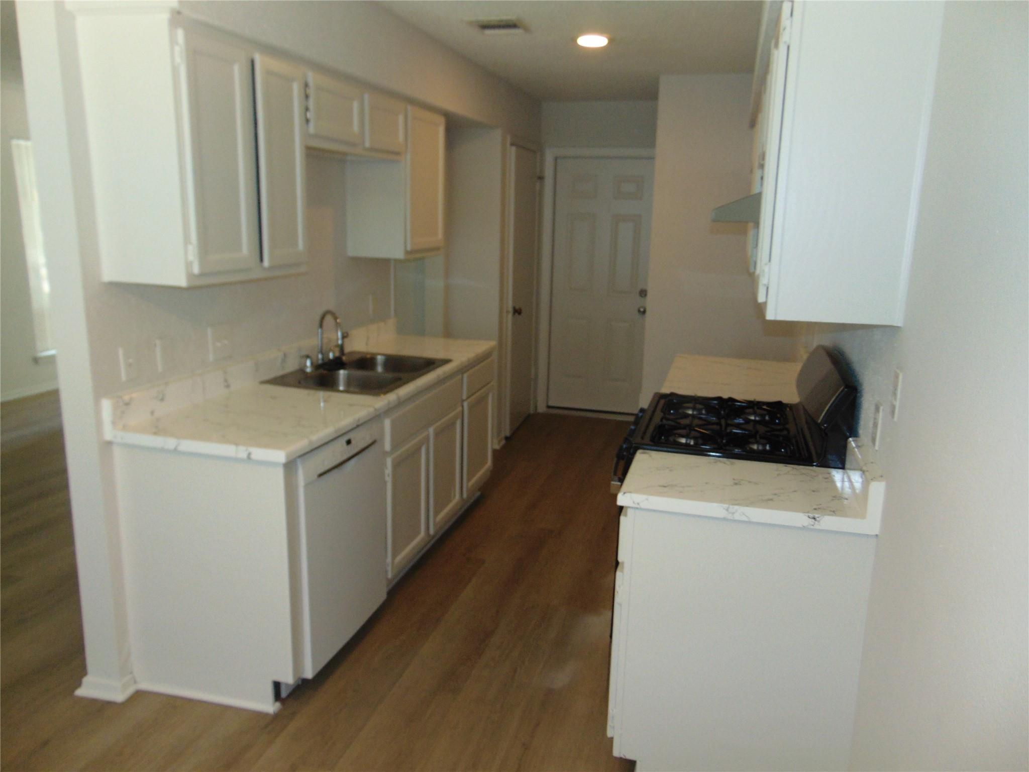 508 Burlwood None Property Photo 4