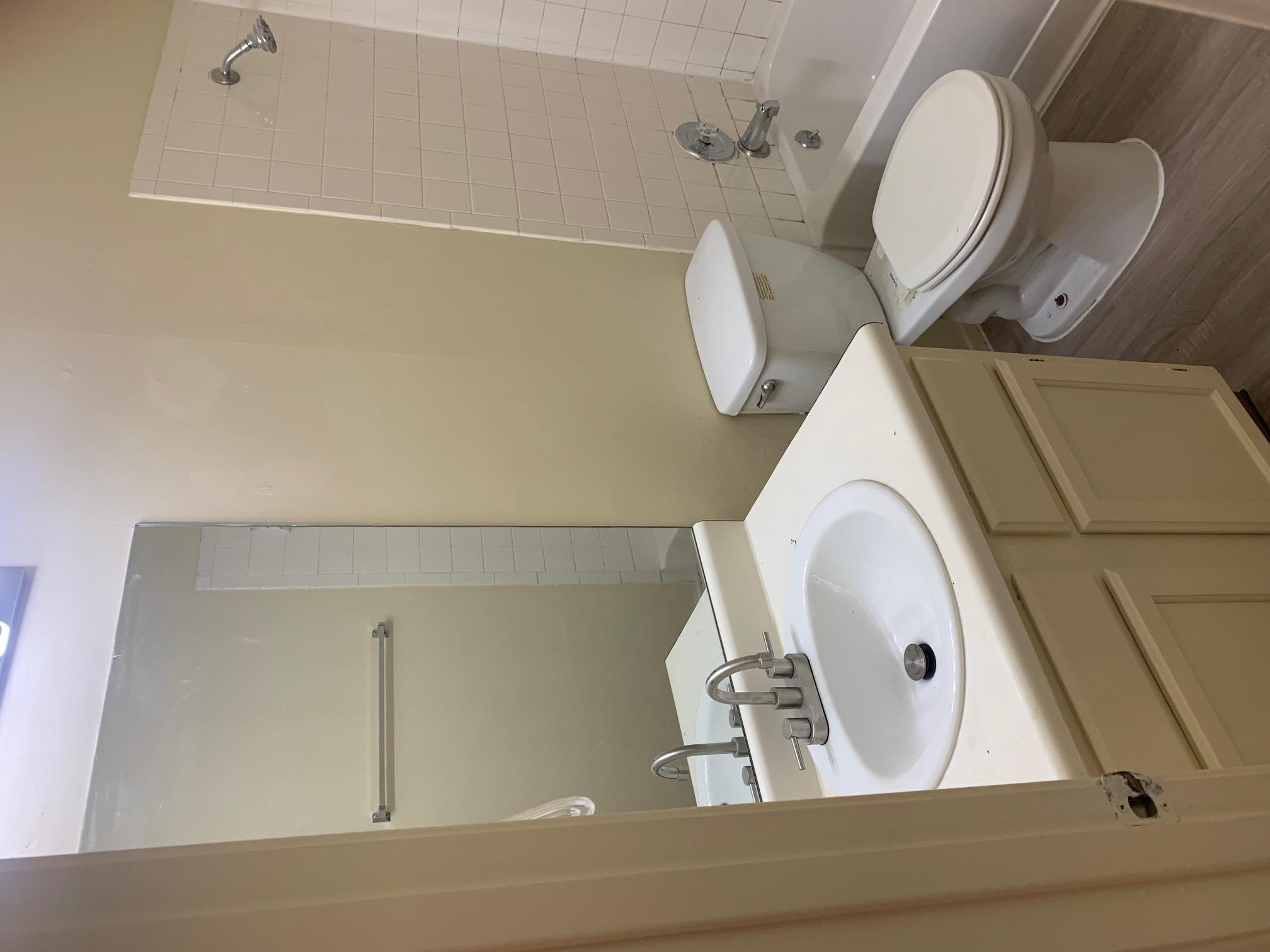 523 Greenlawn Blvd Property Photo 12