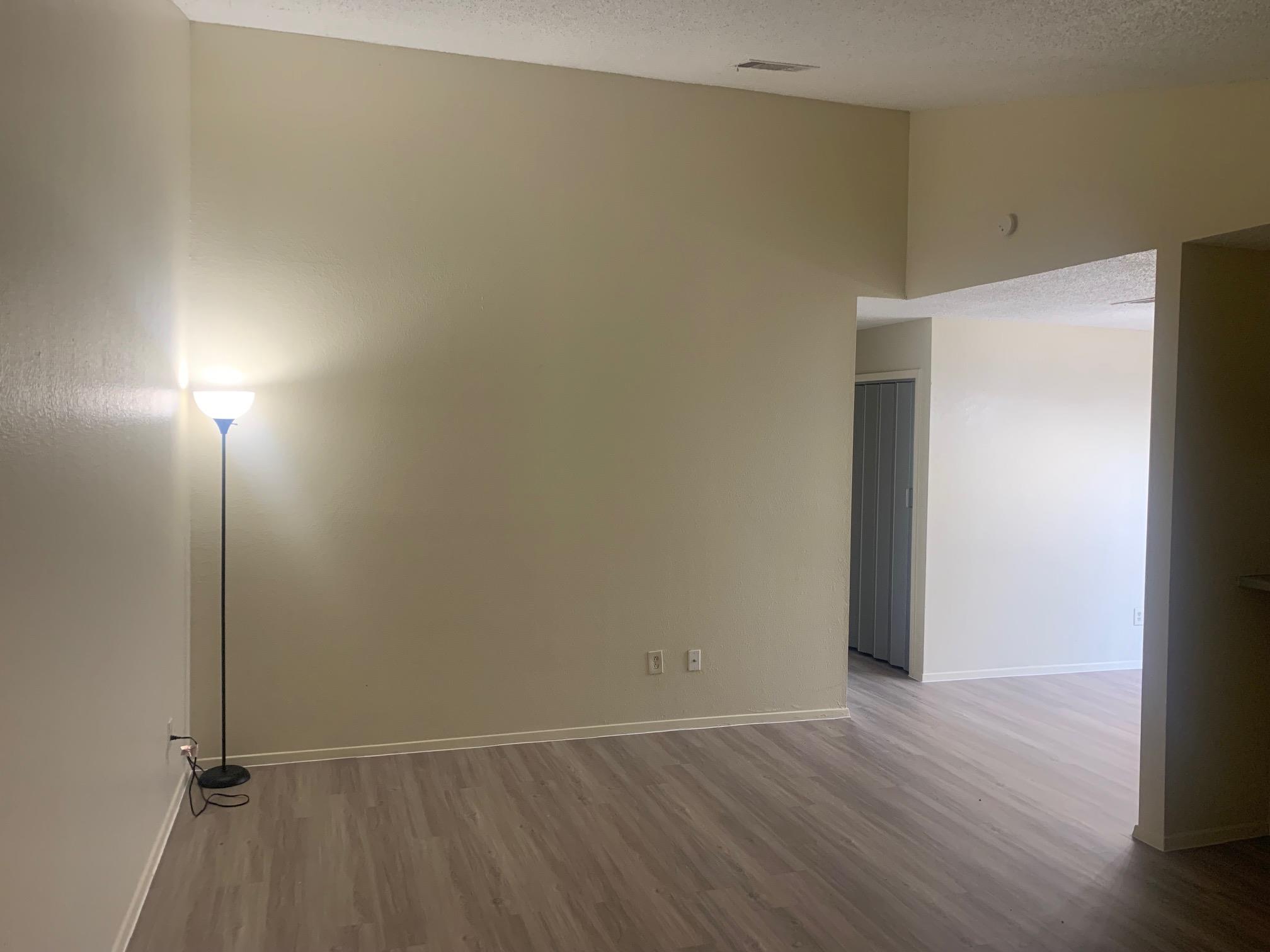 523 Greenlawn Blvd Property Photo 13