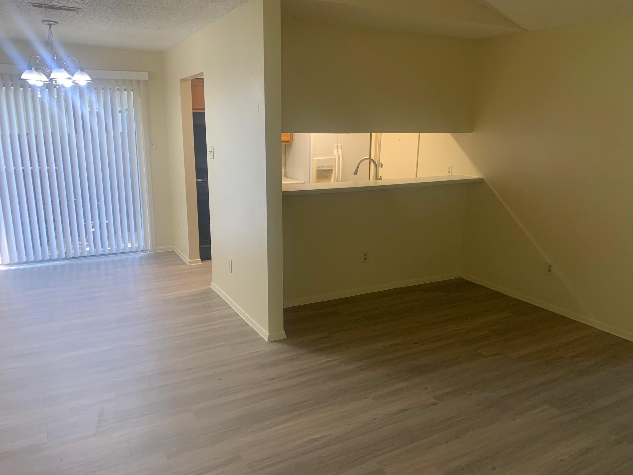 523 Greenlawn Blvd Property Photo 15