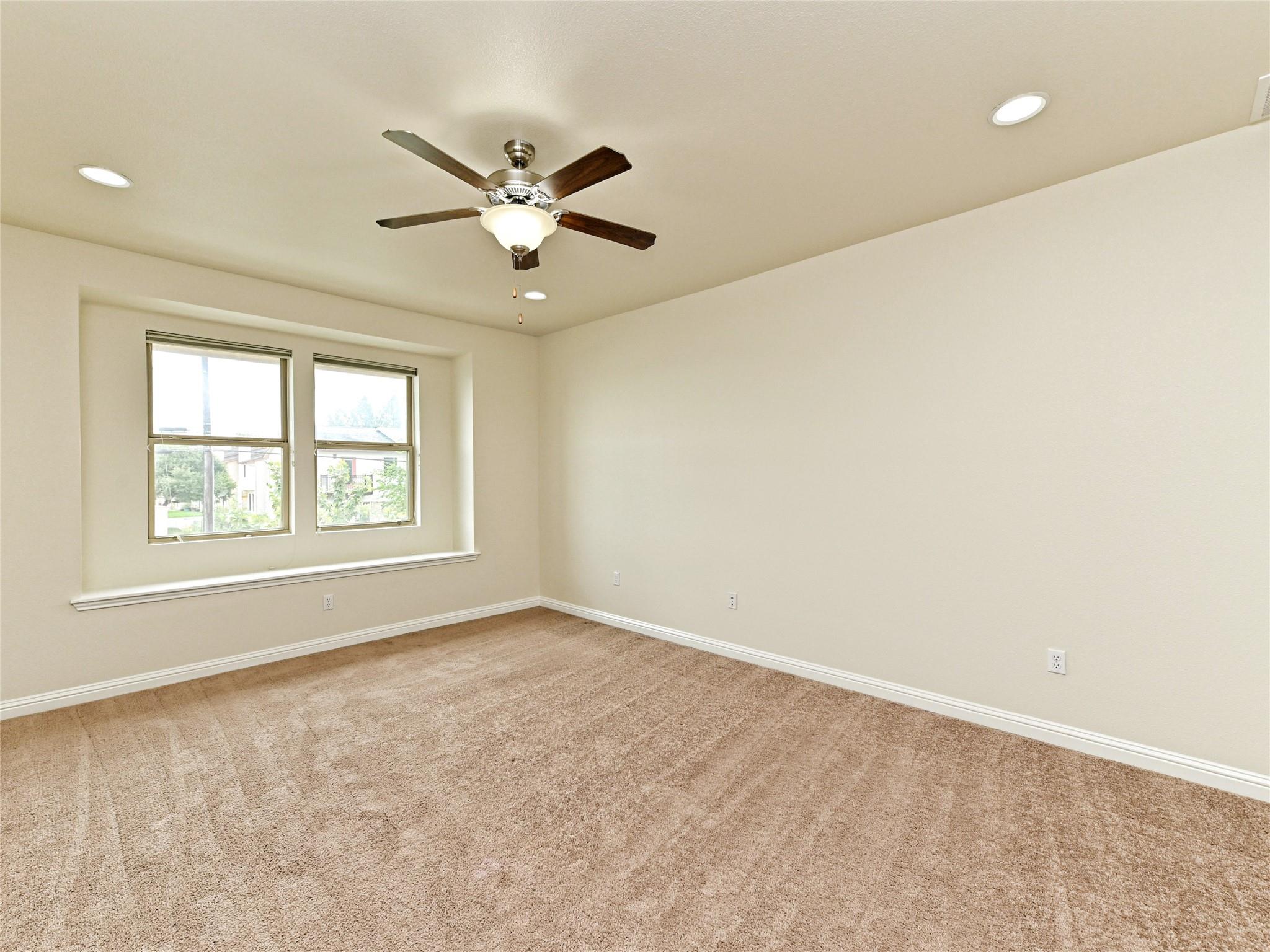 6814 E Riverside Dr #63 Property Photo 13