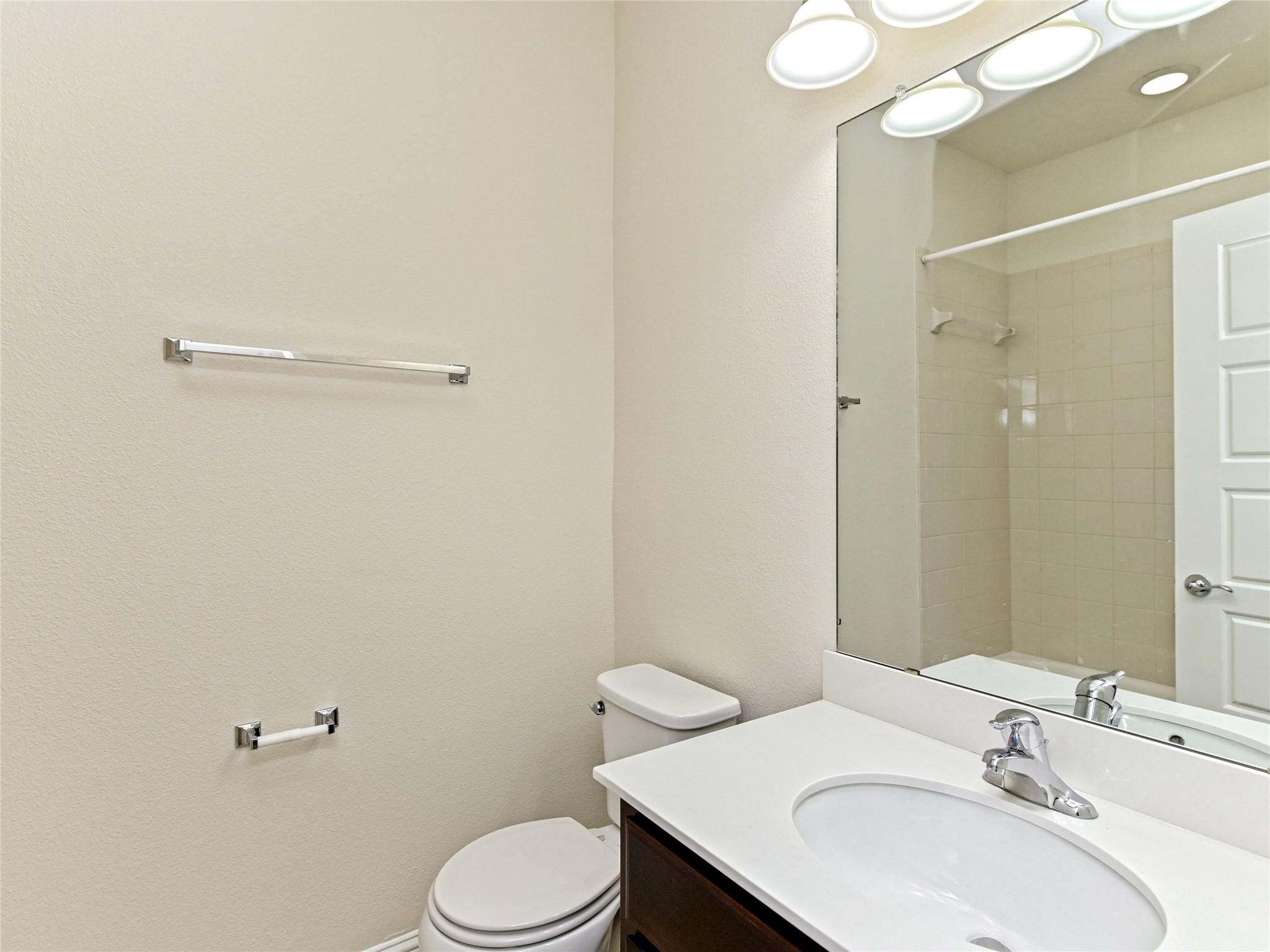 6814 E Riverside Dr #63 Property Photo 19