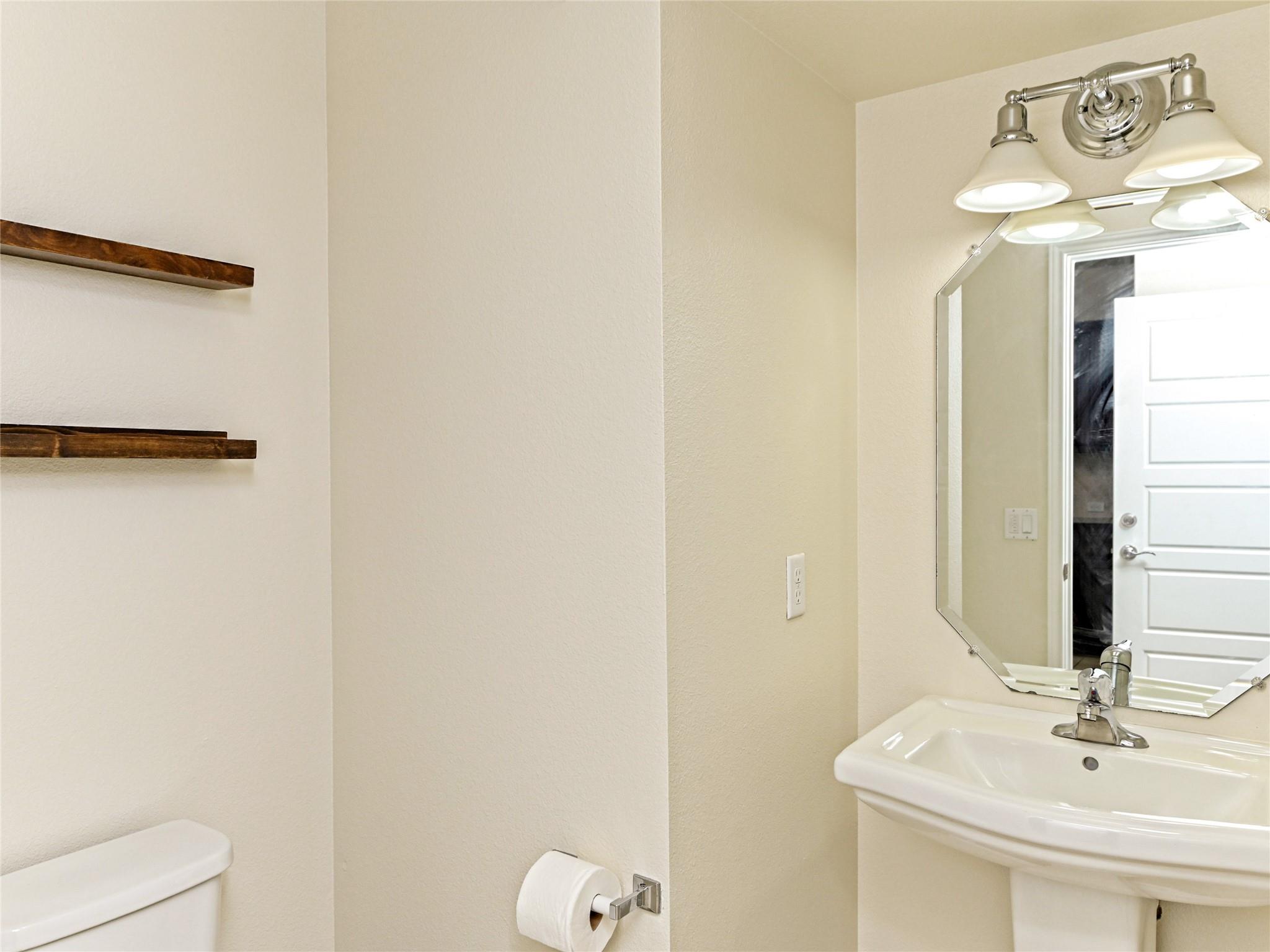 6814 E Riverside Dr #63 Property Photo 22