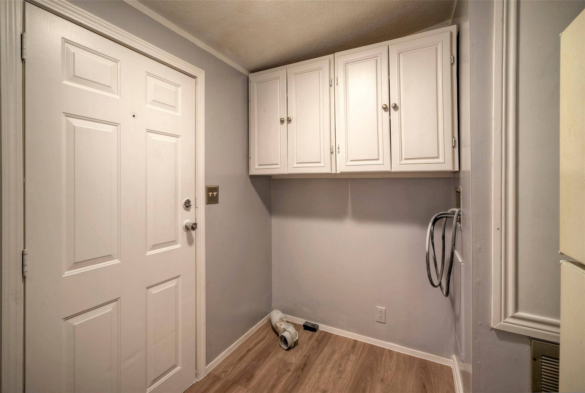 125 Queen Anne Cir Property Photo 9