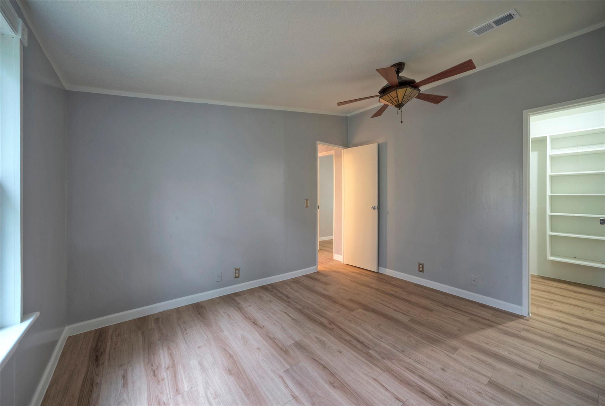 125 Queen Anne Cir Property Photo 12