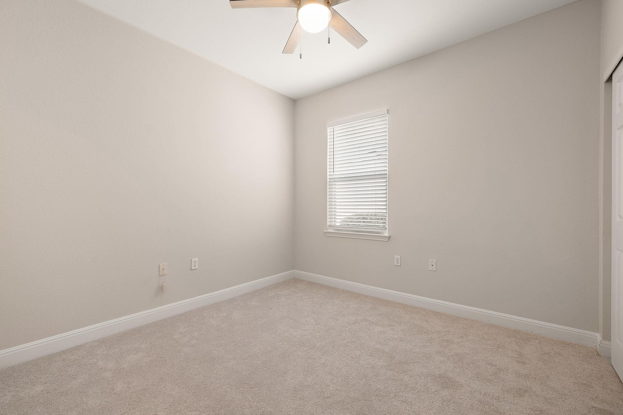 210 Crockett Loop Property Photo 17