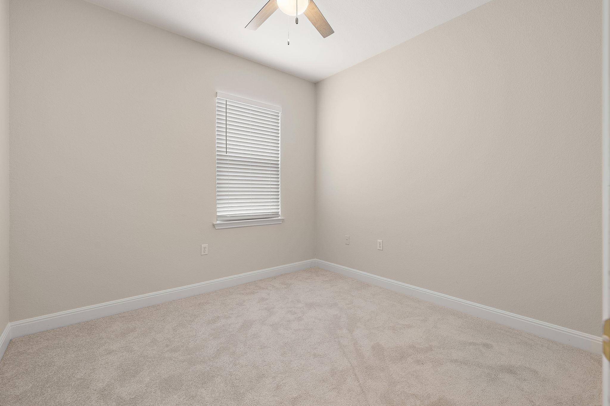 210 Crockett Loop Property Photo 18