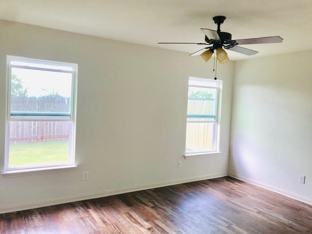 20105 Grover Cleveland Way Property Photo 3