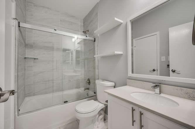2901 San Jacinto Blvd #306 Property Photo 9