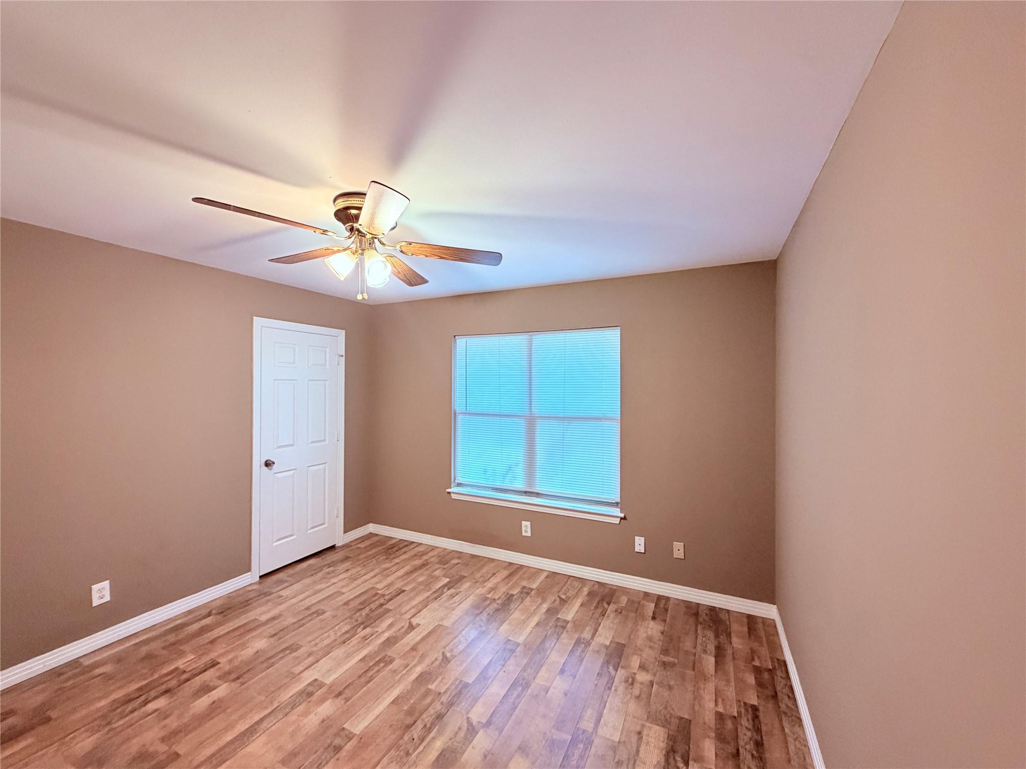 5915 Sunshine Dr Property Photo 18
