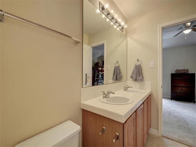 2400 Nan Ln Property Photo 14