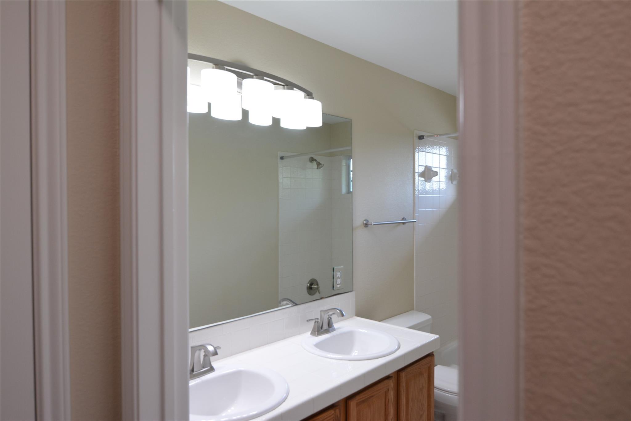 2400 Nan Ln Property Photo 33