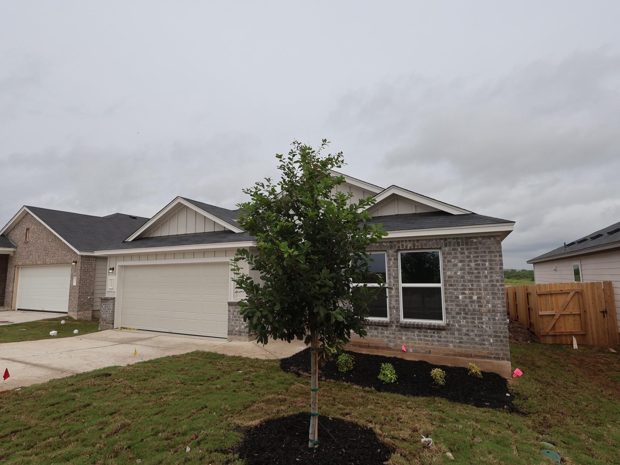 12308 Setting Peak Ln Property Photo 3