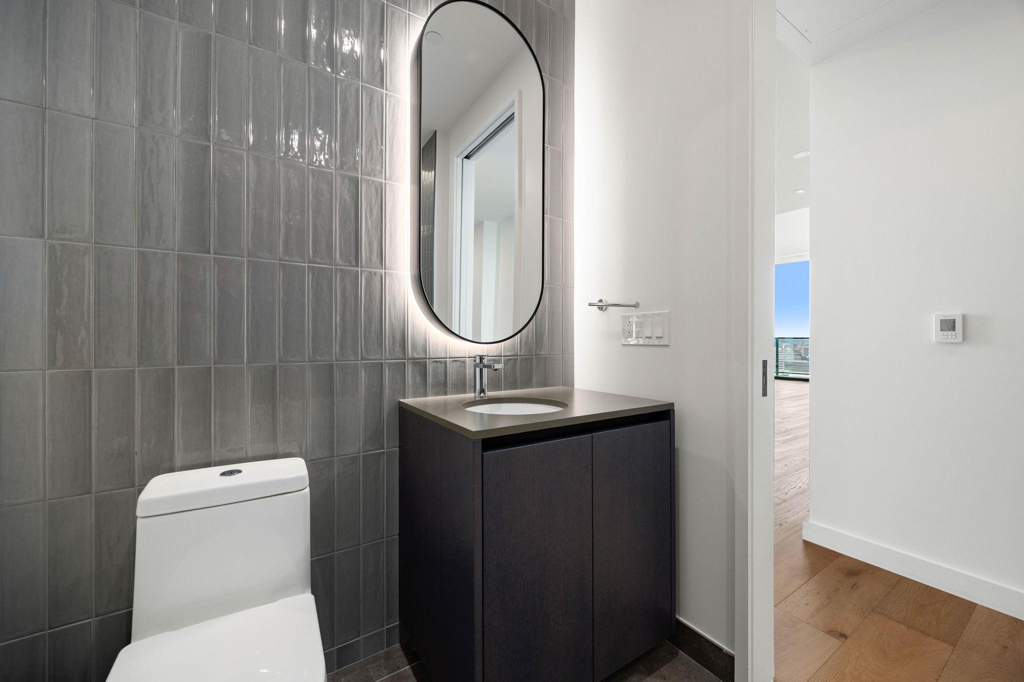 610 Davis St #3308 Property Photo 11