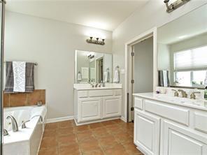 2737 Plantation Dr Property Photo 16