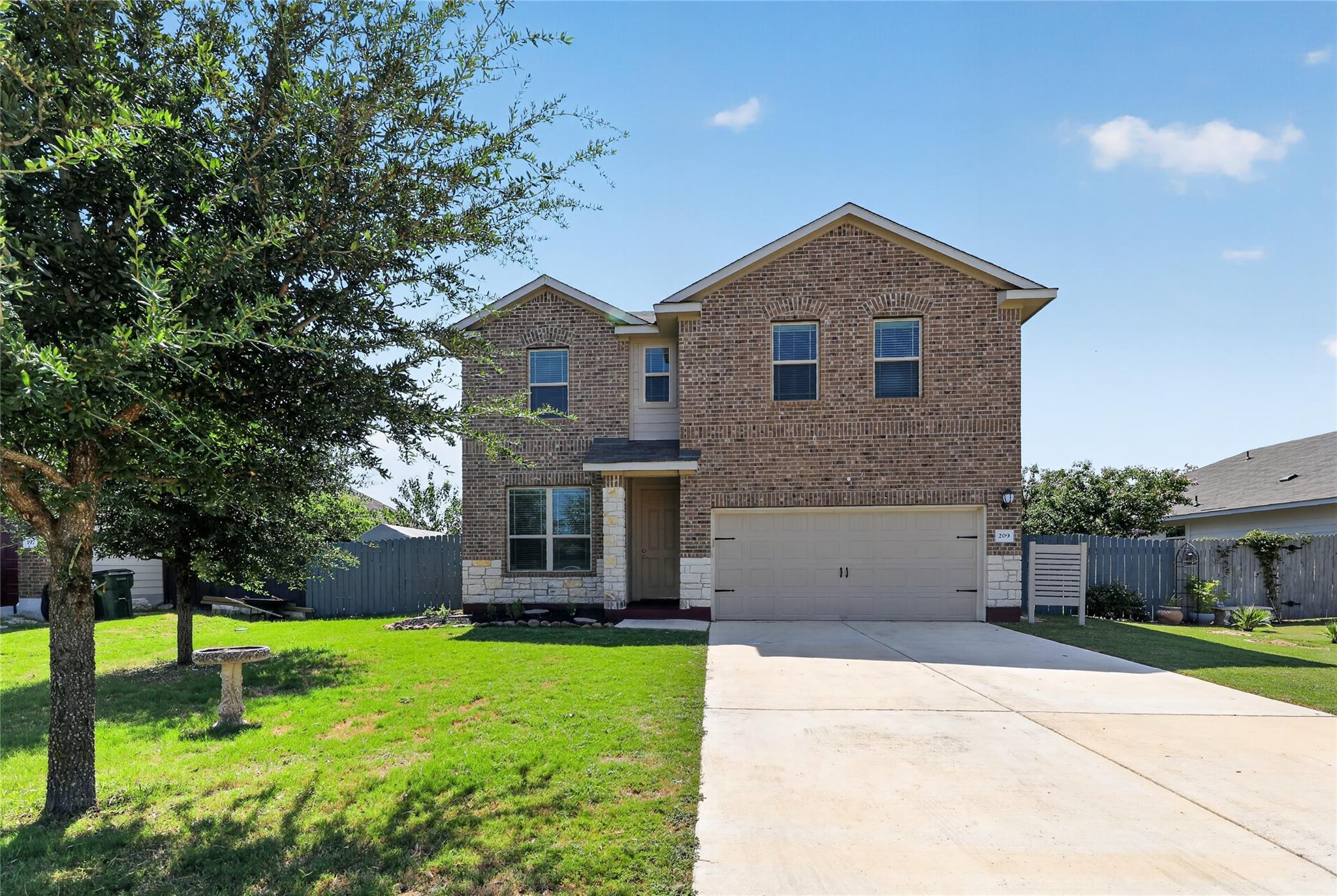 209 Evening Dusk Dr Property Photo 1