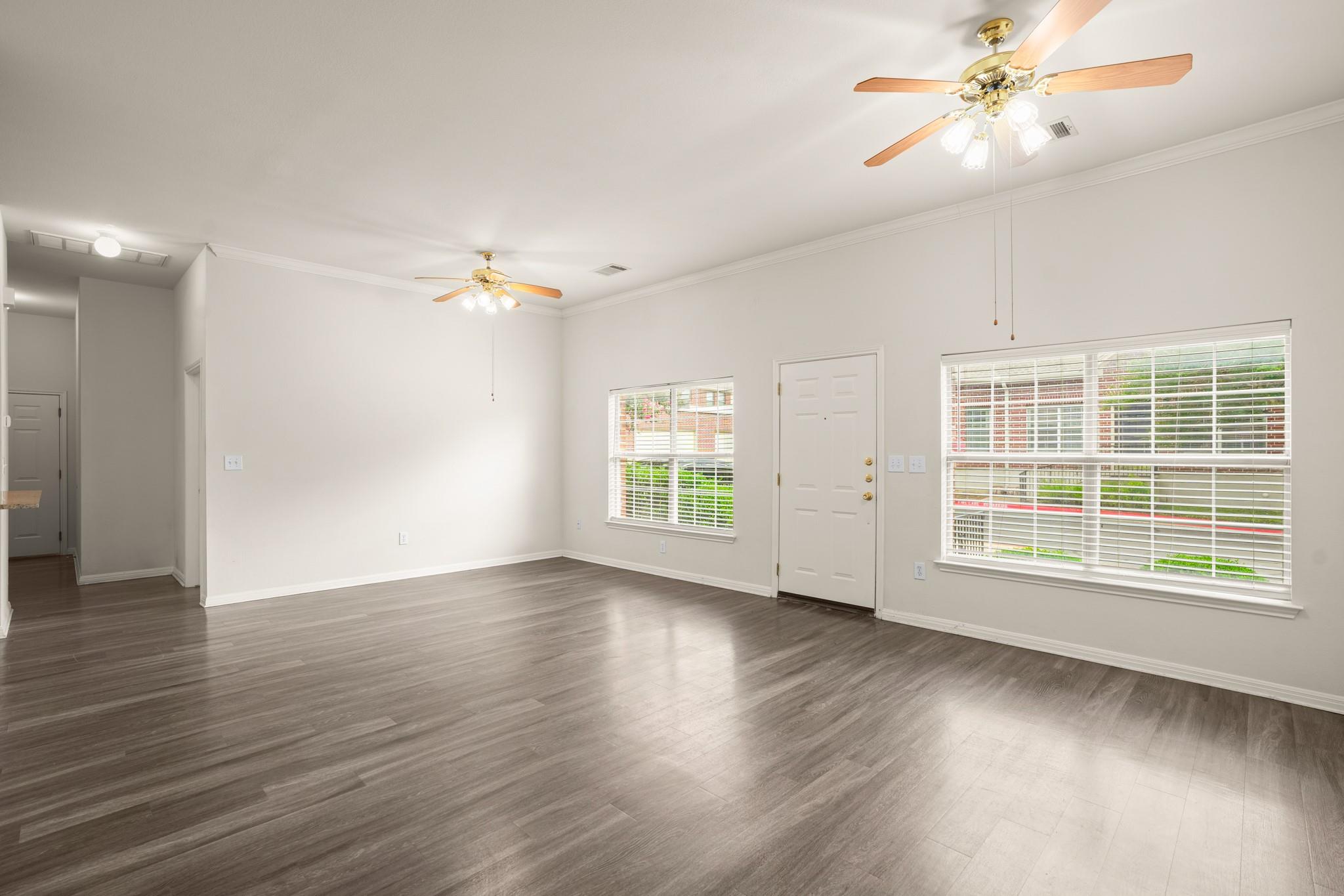 5515 Davis Ln #81 Property Photo 6