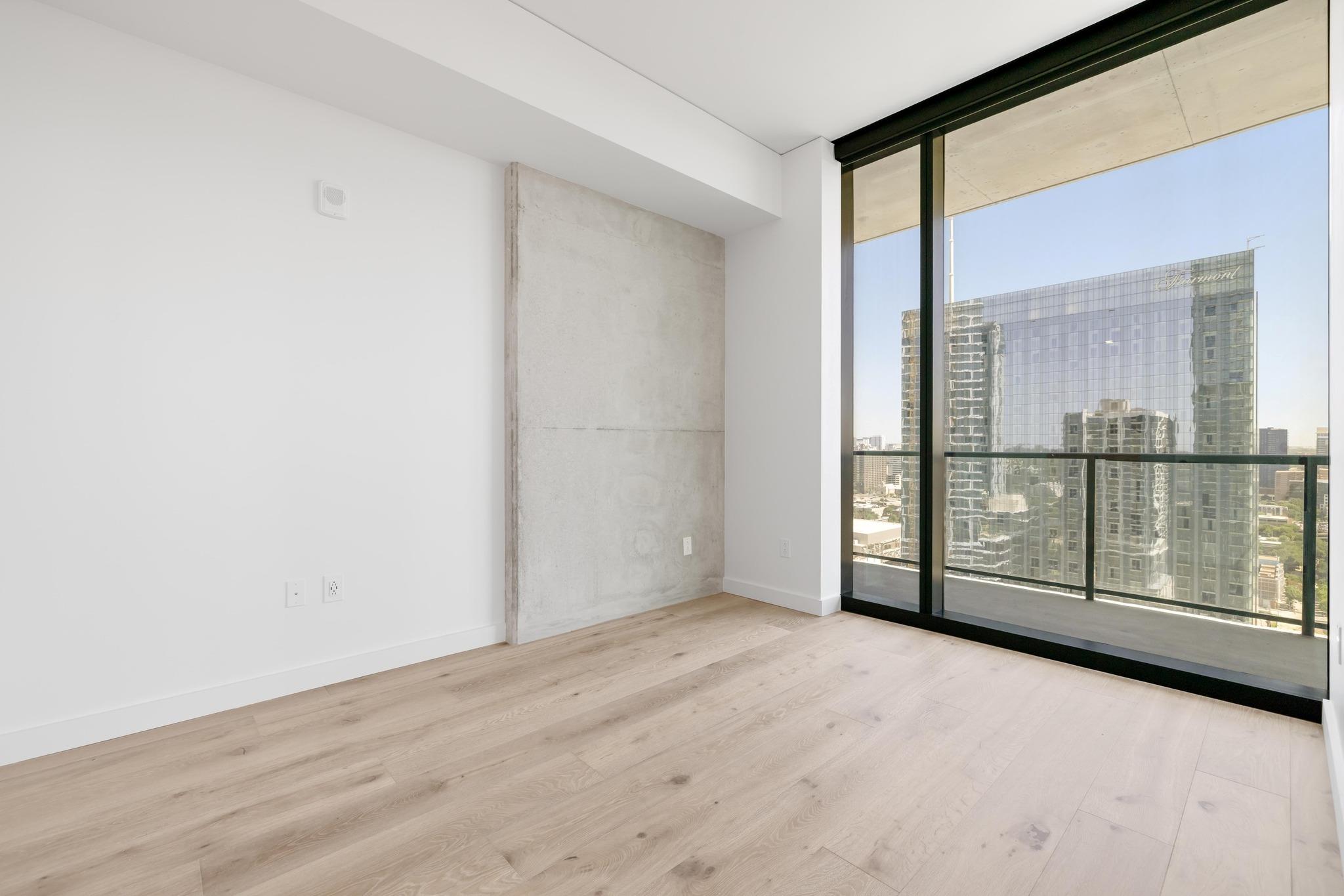 610 Davis St #2712 Property Photo 14