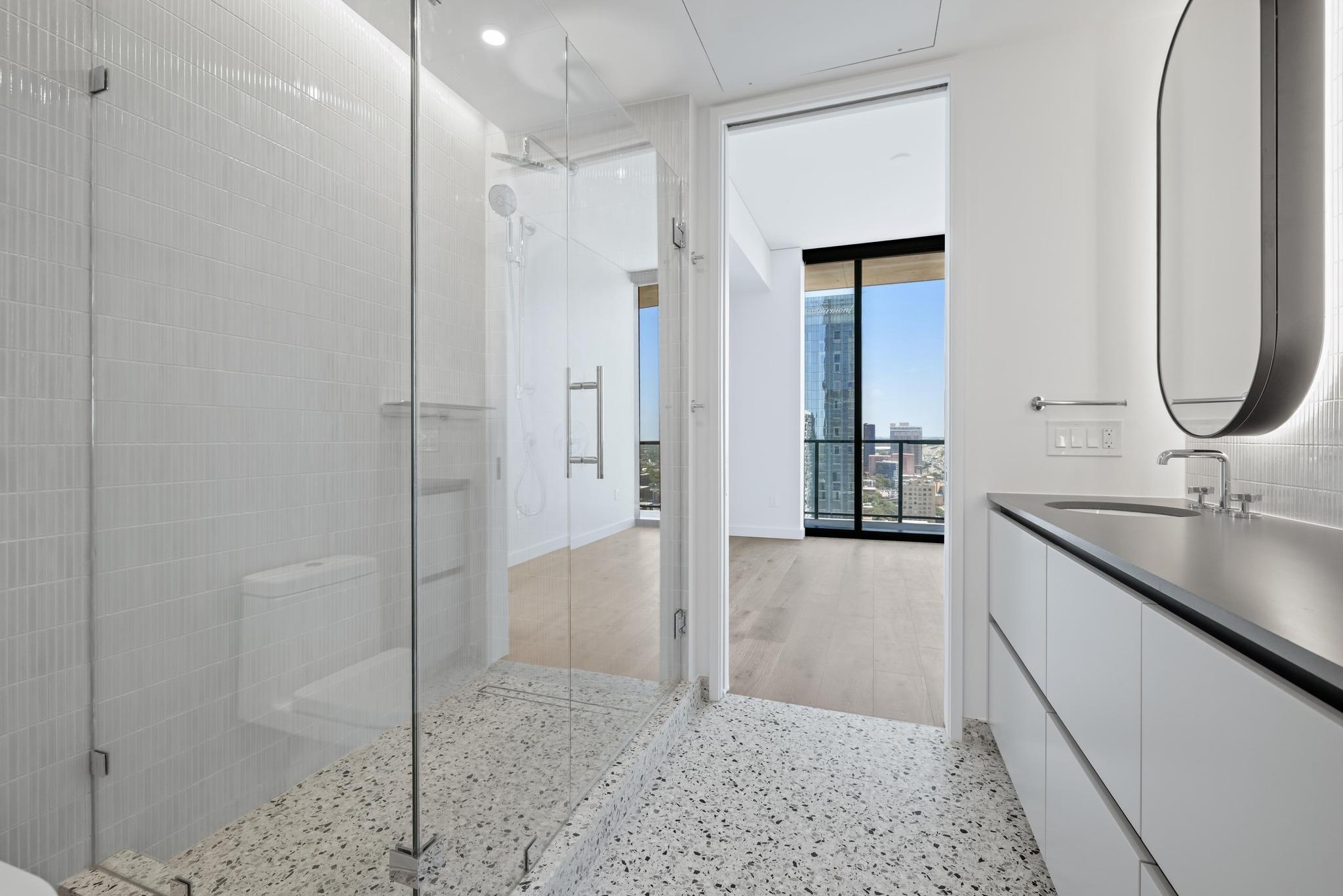 610 Davis St #2712 Property Photo 17