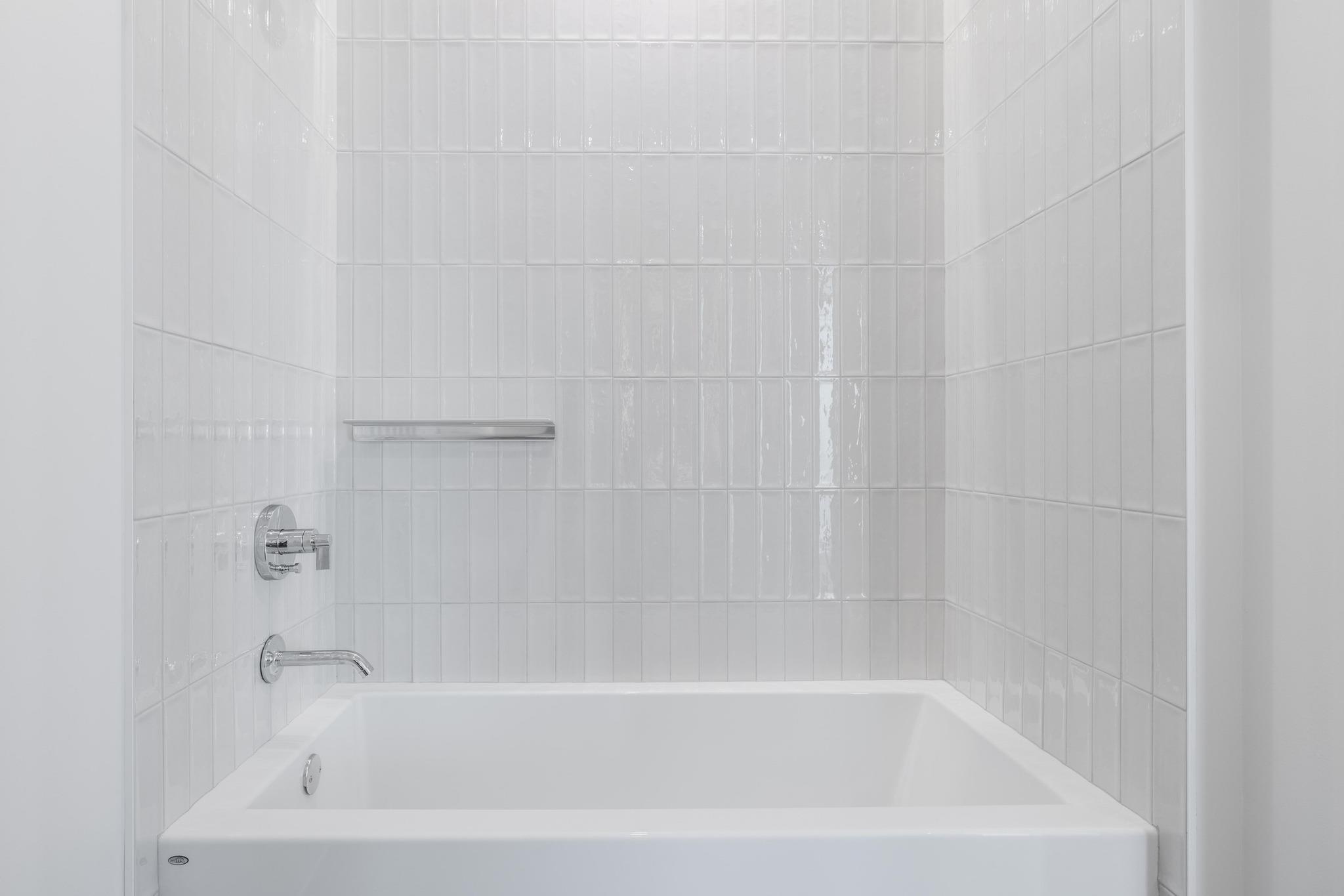 610 Davis St #2712 Property Photo 21