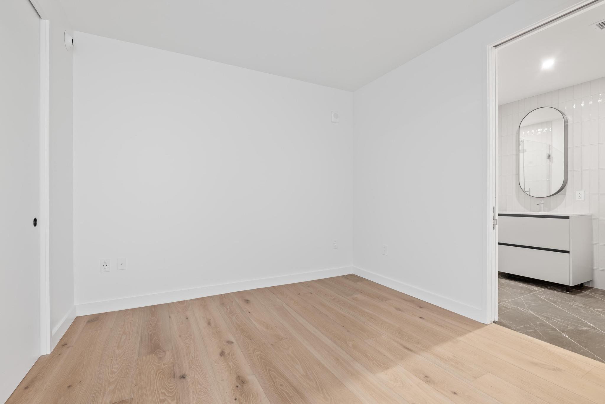 610 Davis St #2712 Property Photo 24