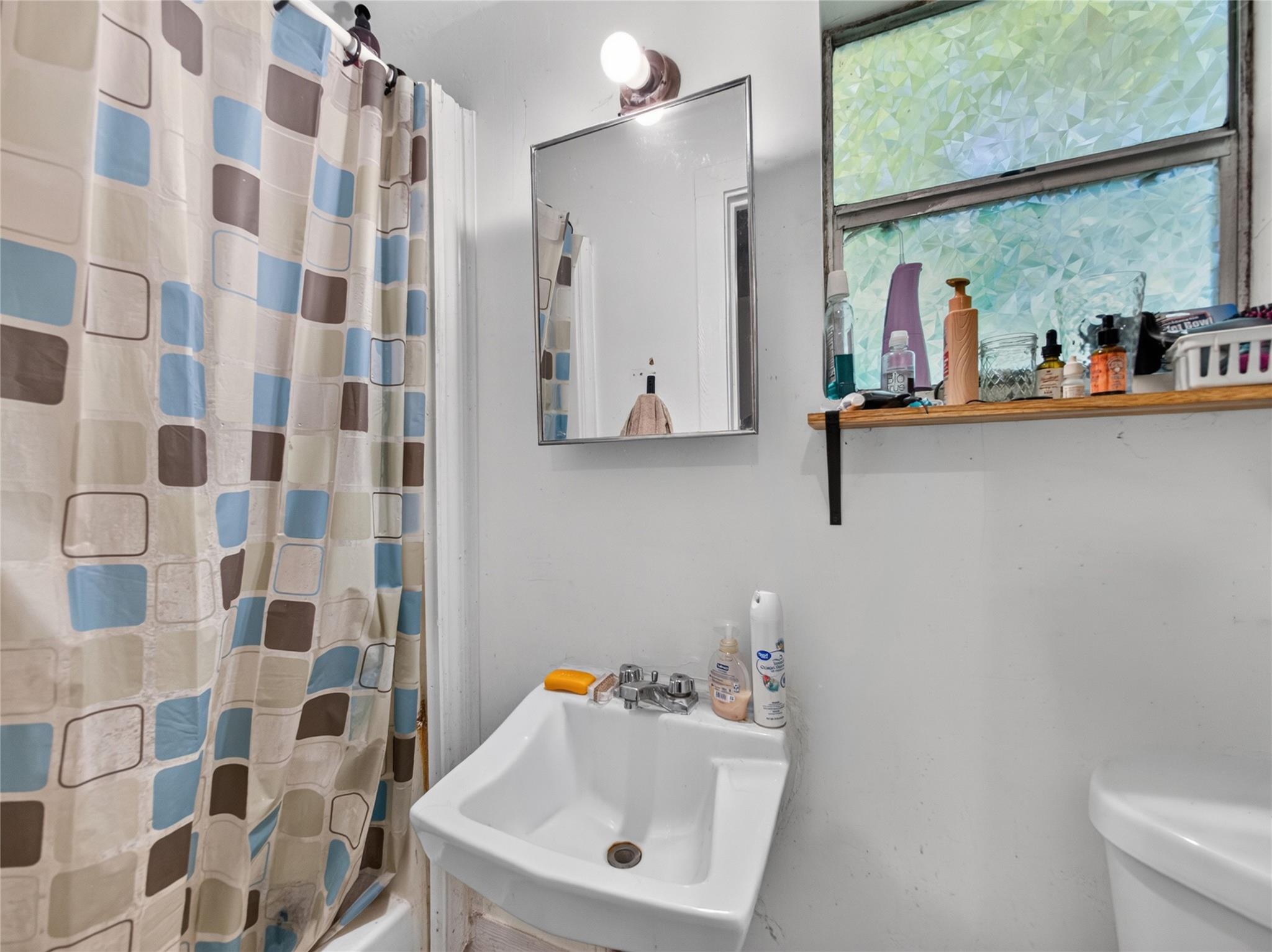 203 Hudgins St Property Photo 18