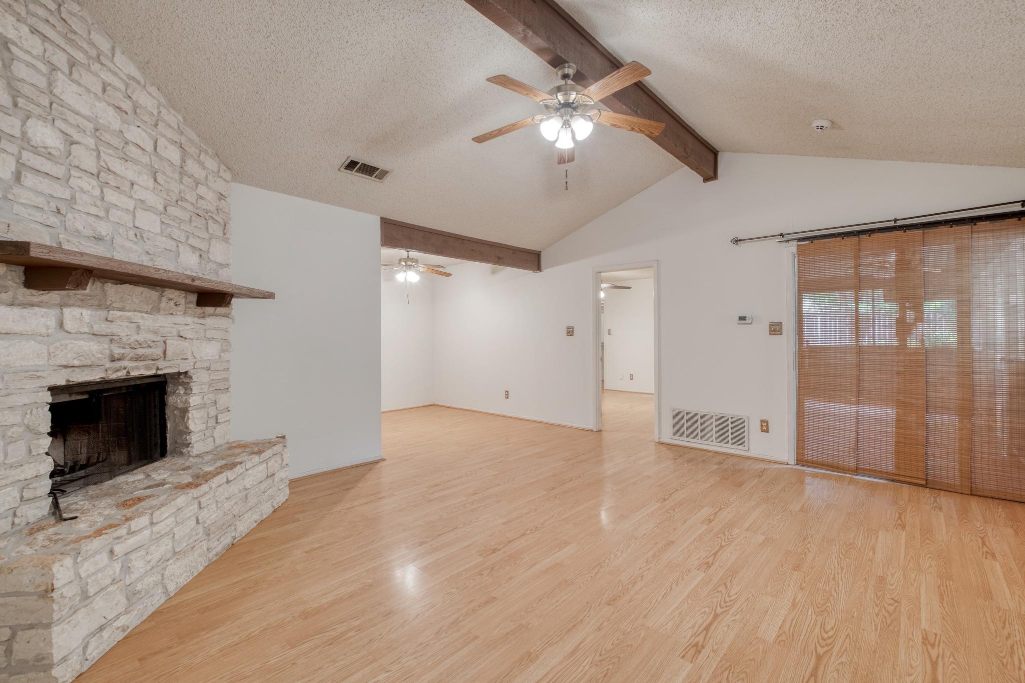 11116 Wandering Way Property Photo 4