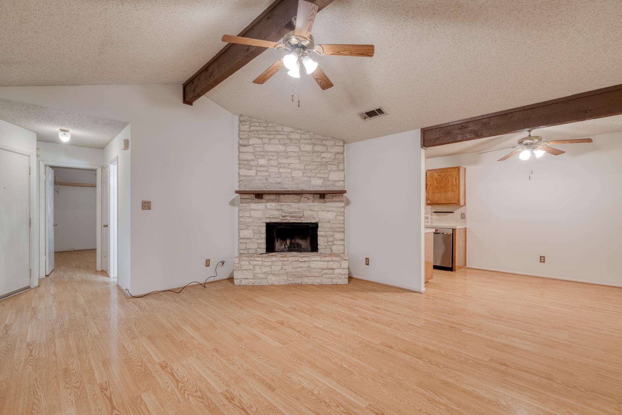 11116 Wandering Way Property Photo 5