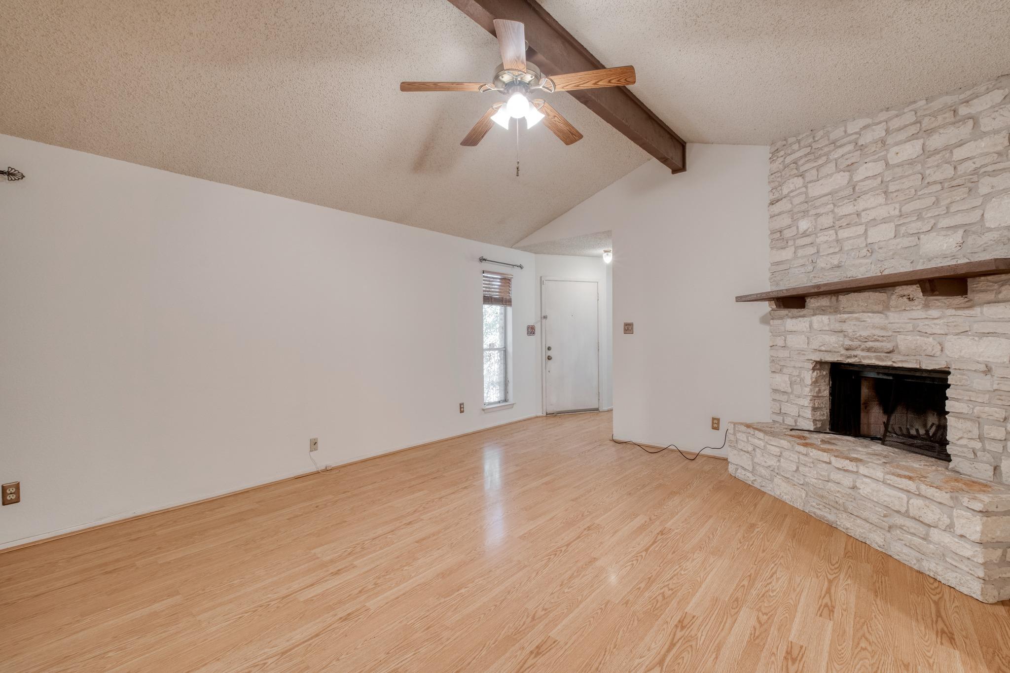 11116 Wandering Way Property Photo 6