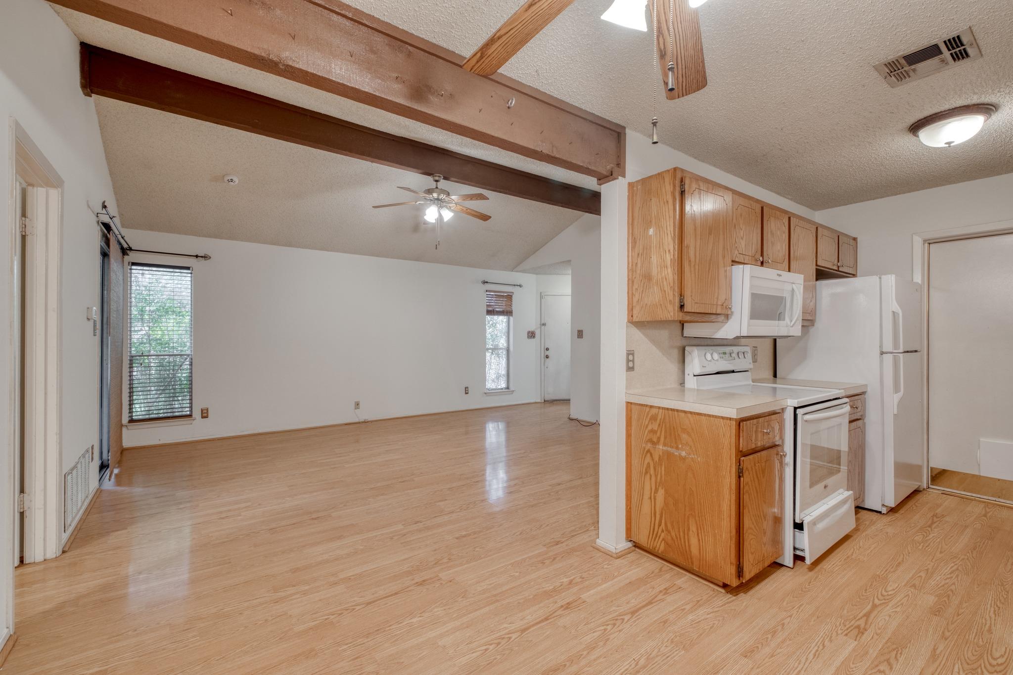 11116 Wandering Way Property Photo 10