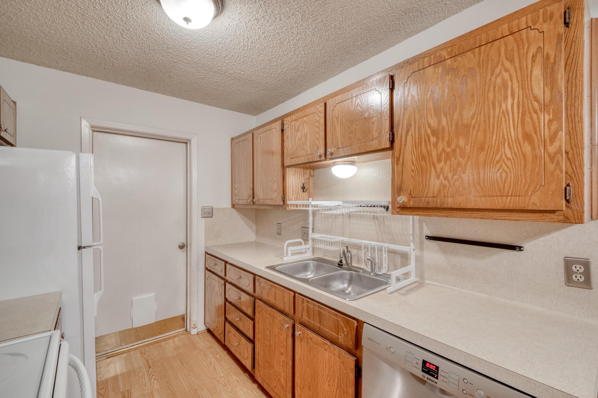 11116 Wandering Way Property Photo 12
