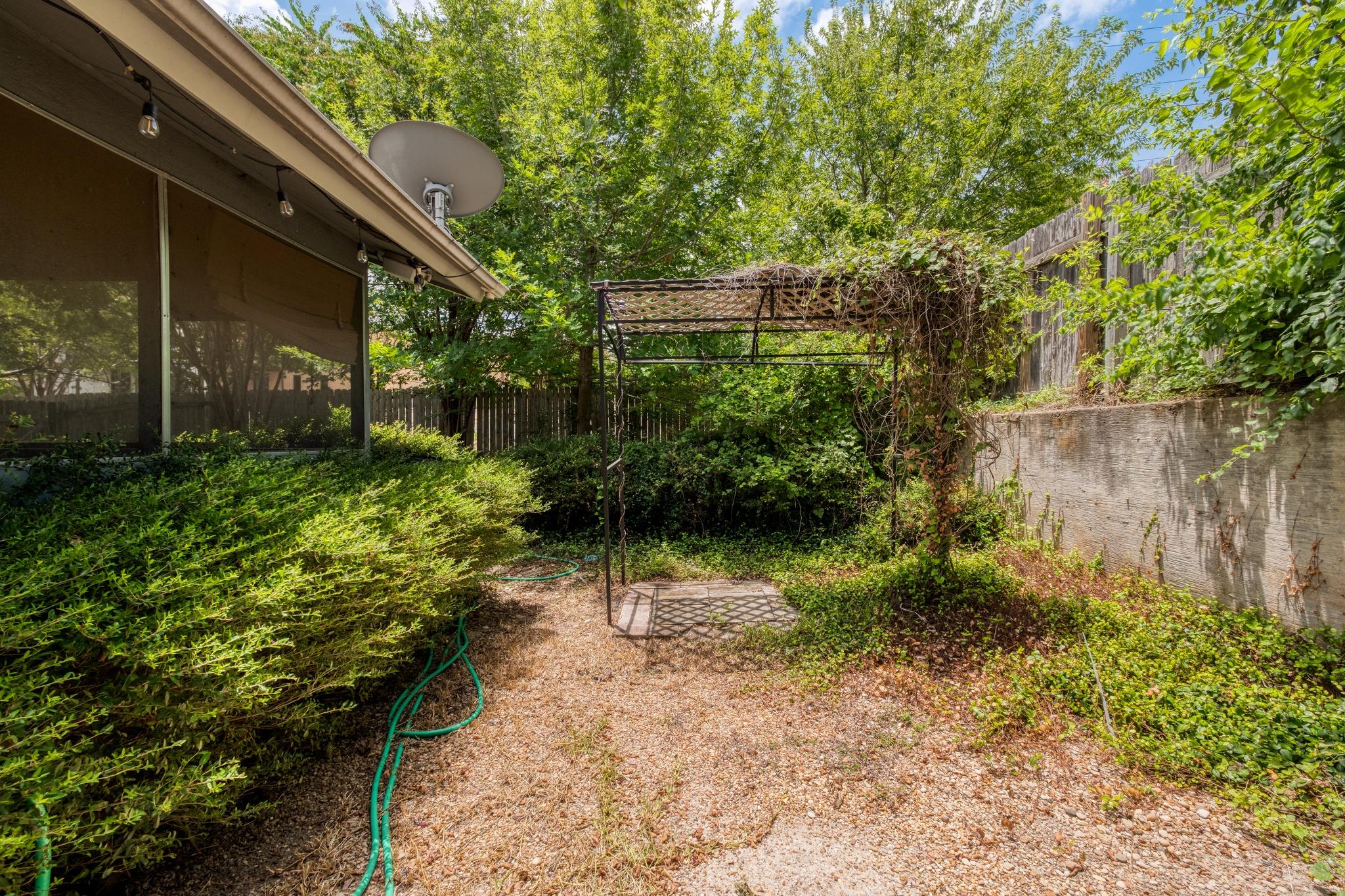 11116 Wandering Way Property Photo 23