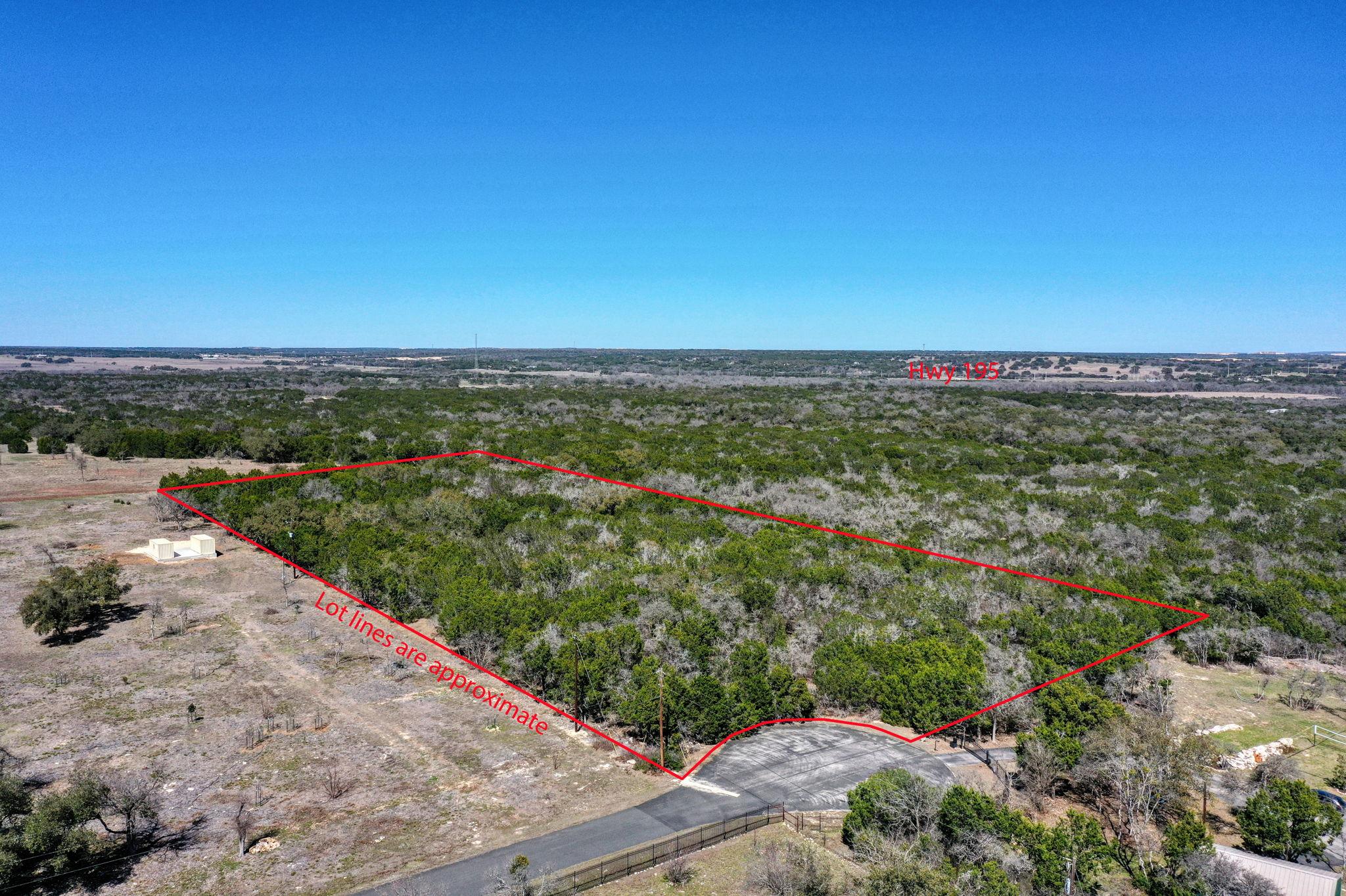 1110 Wildwood Xing Property Photo