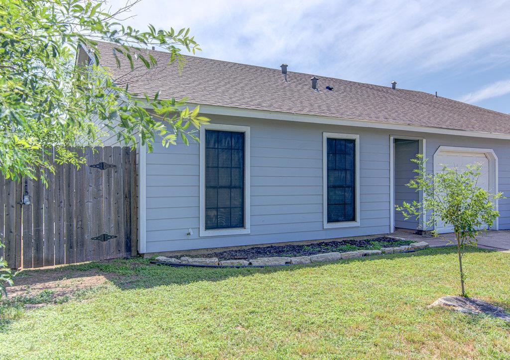 1603 Dale Cv #a Property Photo 2