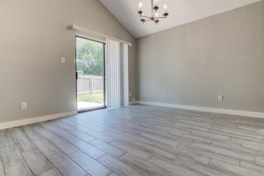 1603 Dale Cv #a Property Photo 4