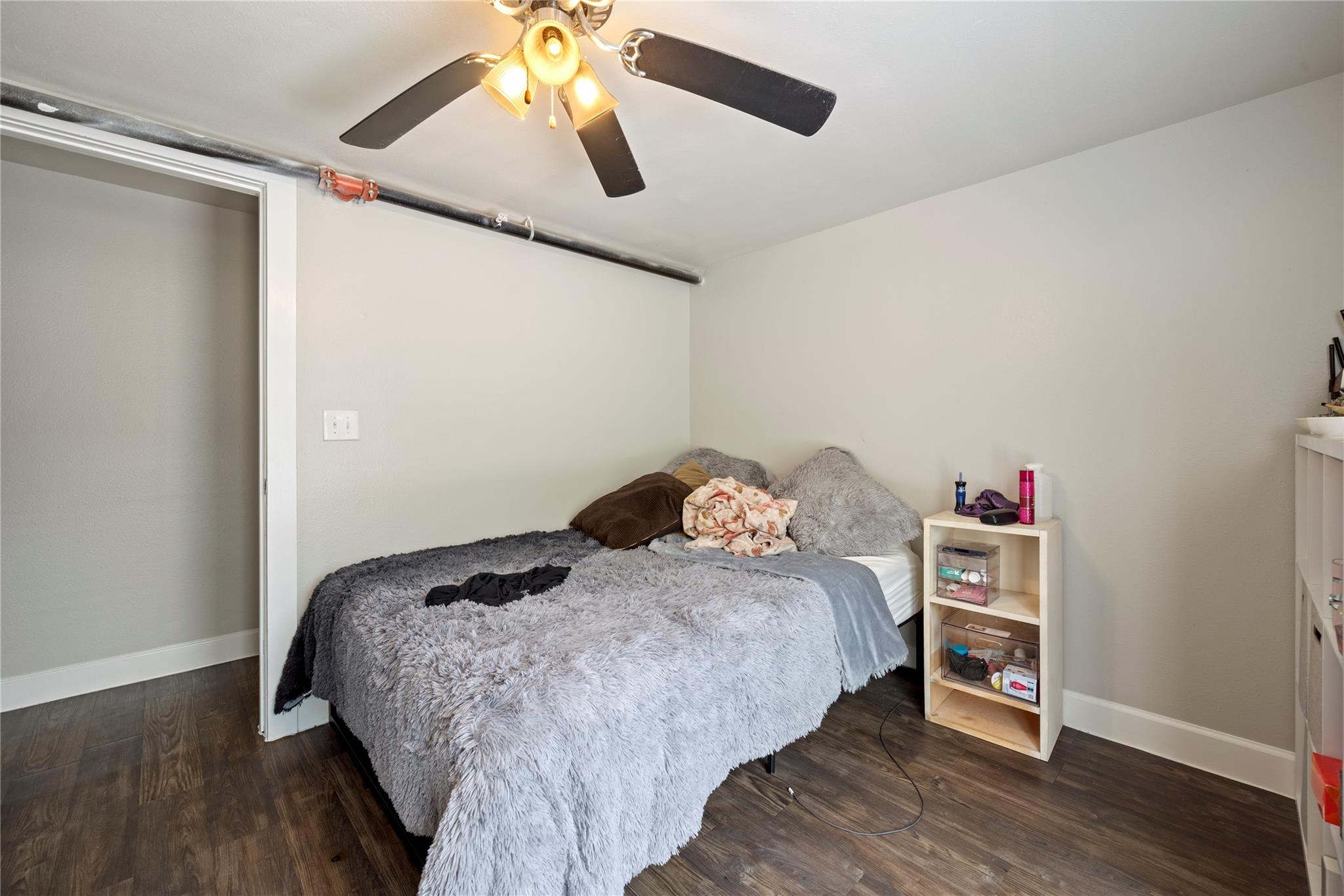 201 West 31st St #e Property Photo 6