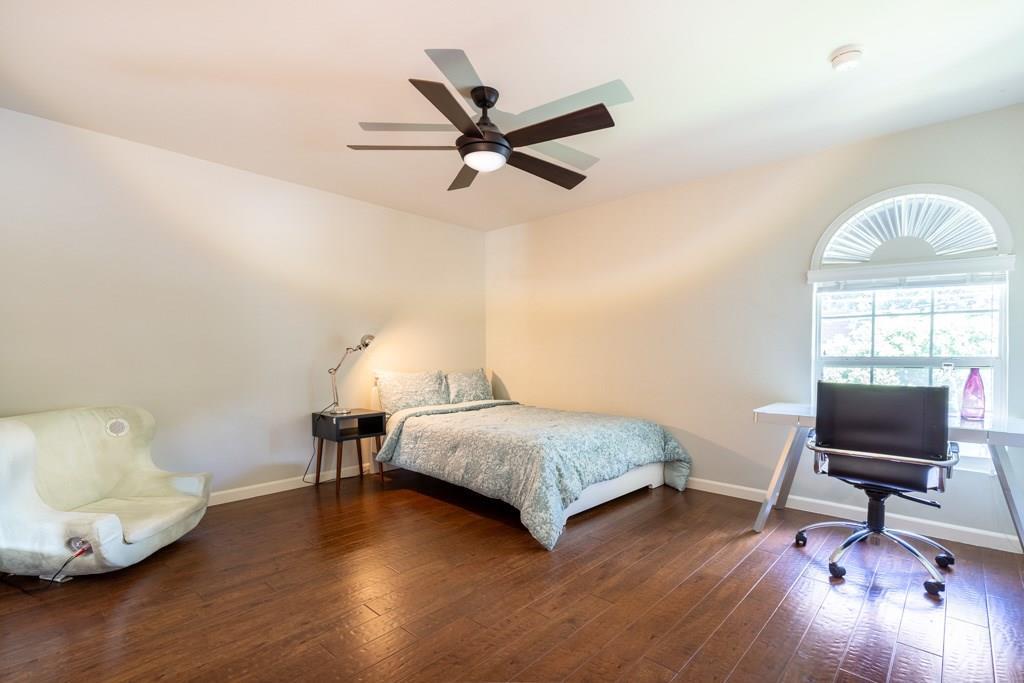 3110 Red River St #c-402 Property Photo 13