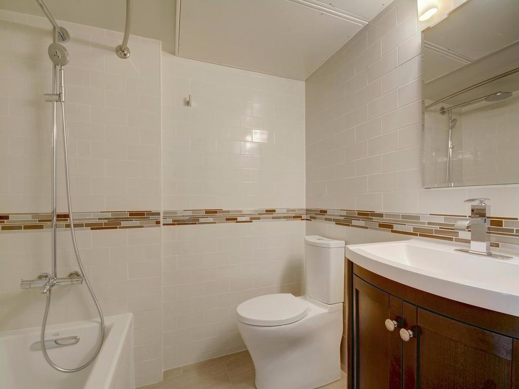 3110 Red River St #c-402 Property Photo 17