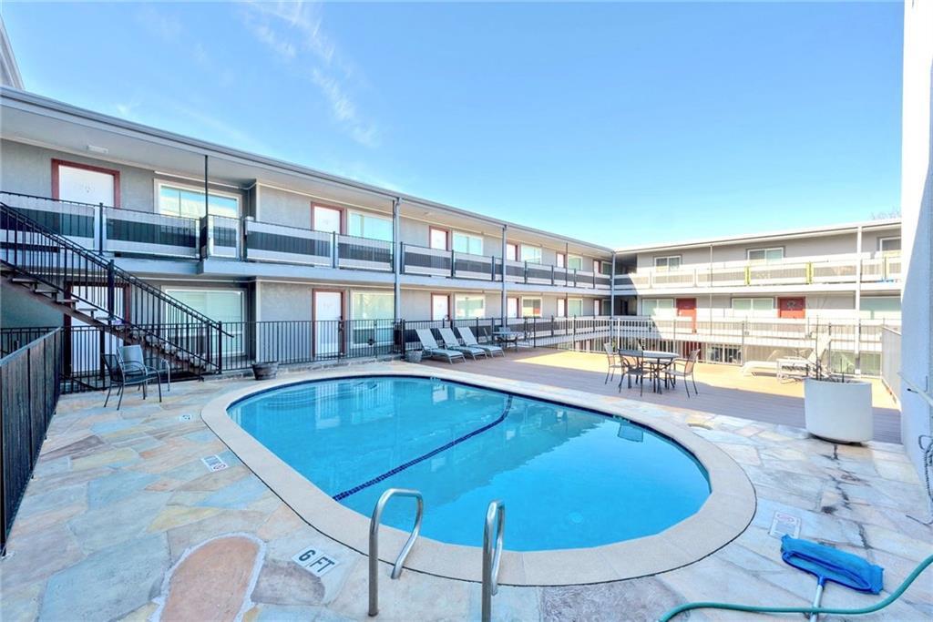 3110 Red River St #c-402 Property Photo 22