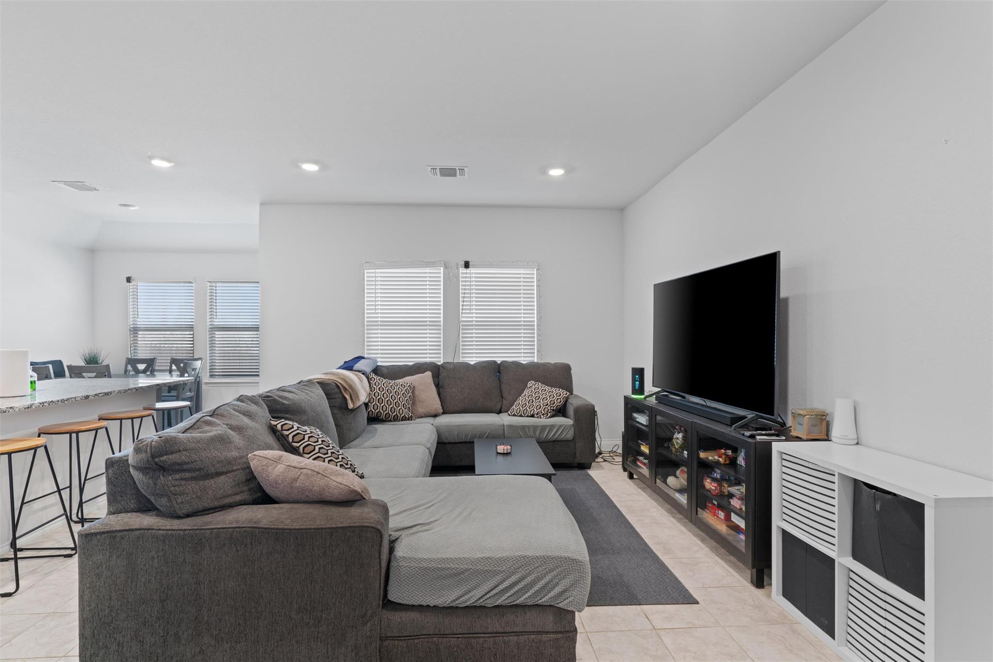 701 Taggart Trl Property Photo 4