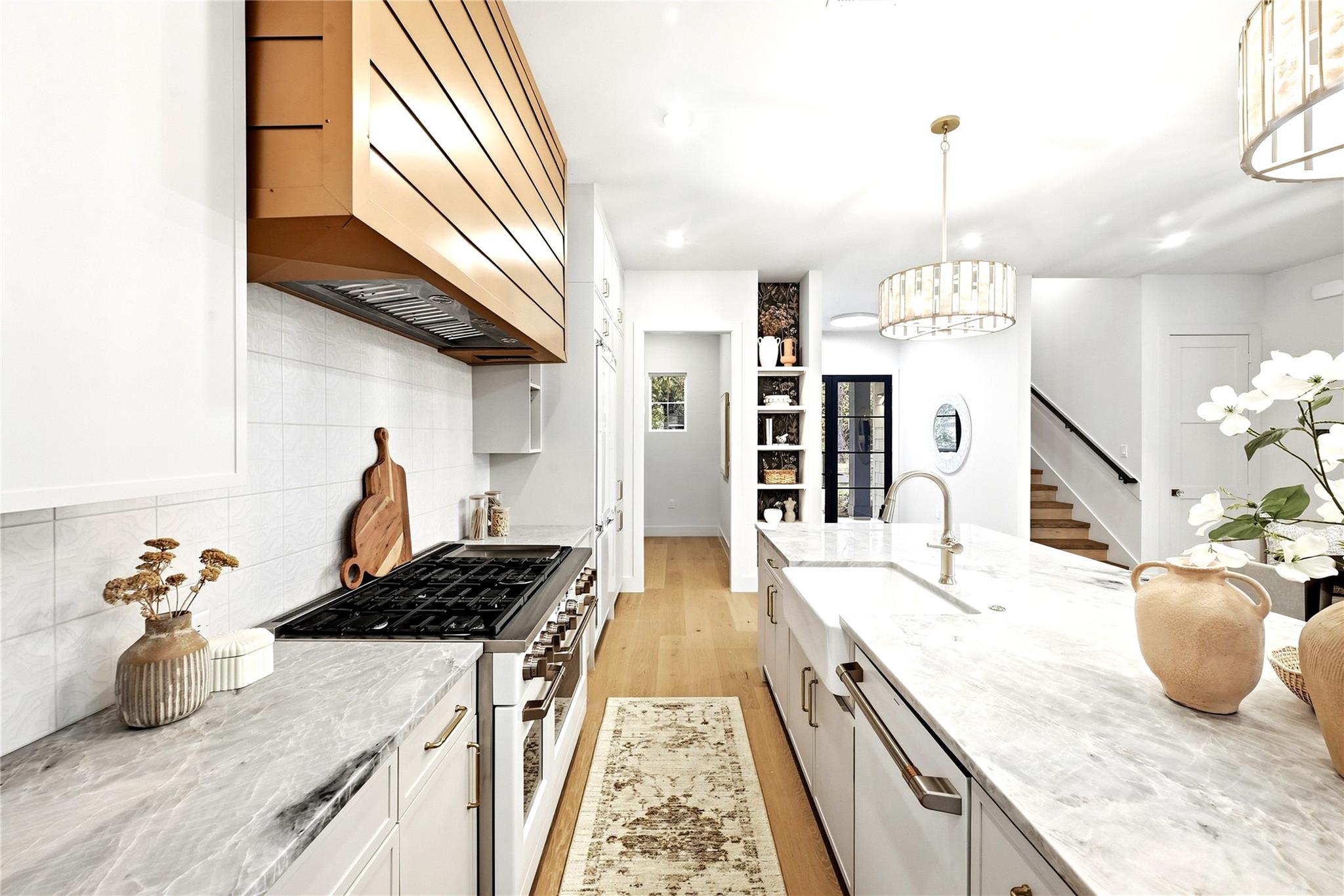 1201 Georgian St Property Photo 14