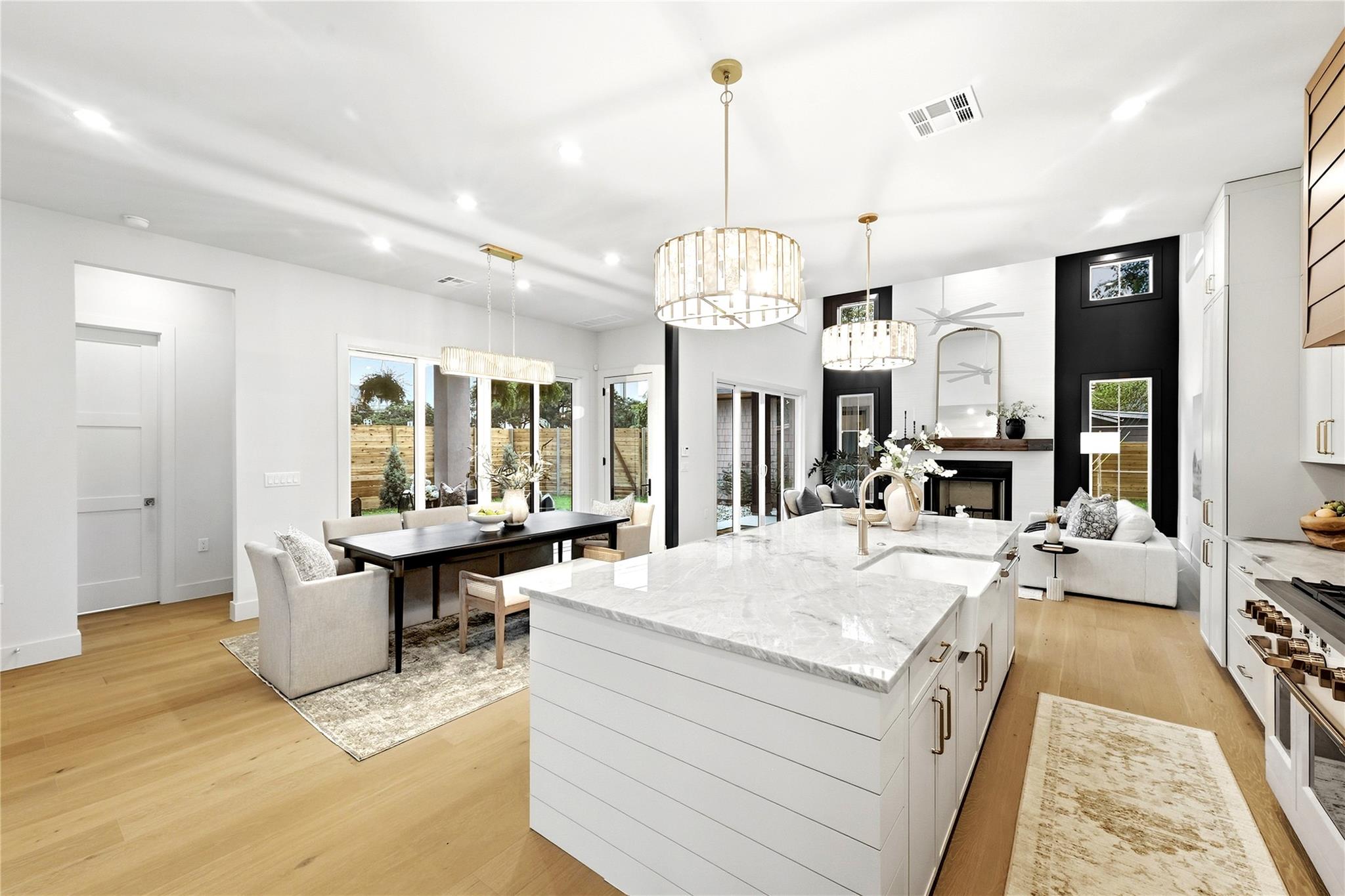 1201 Georgian St Property Photo 15