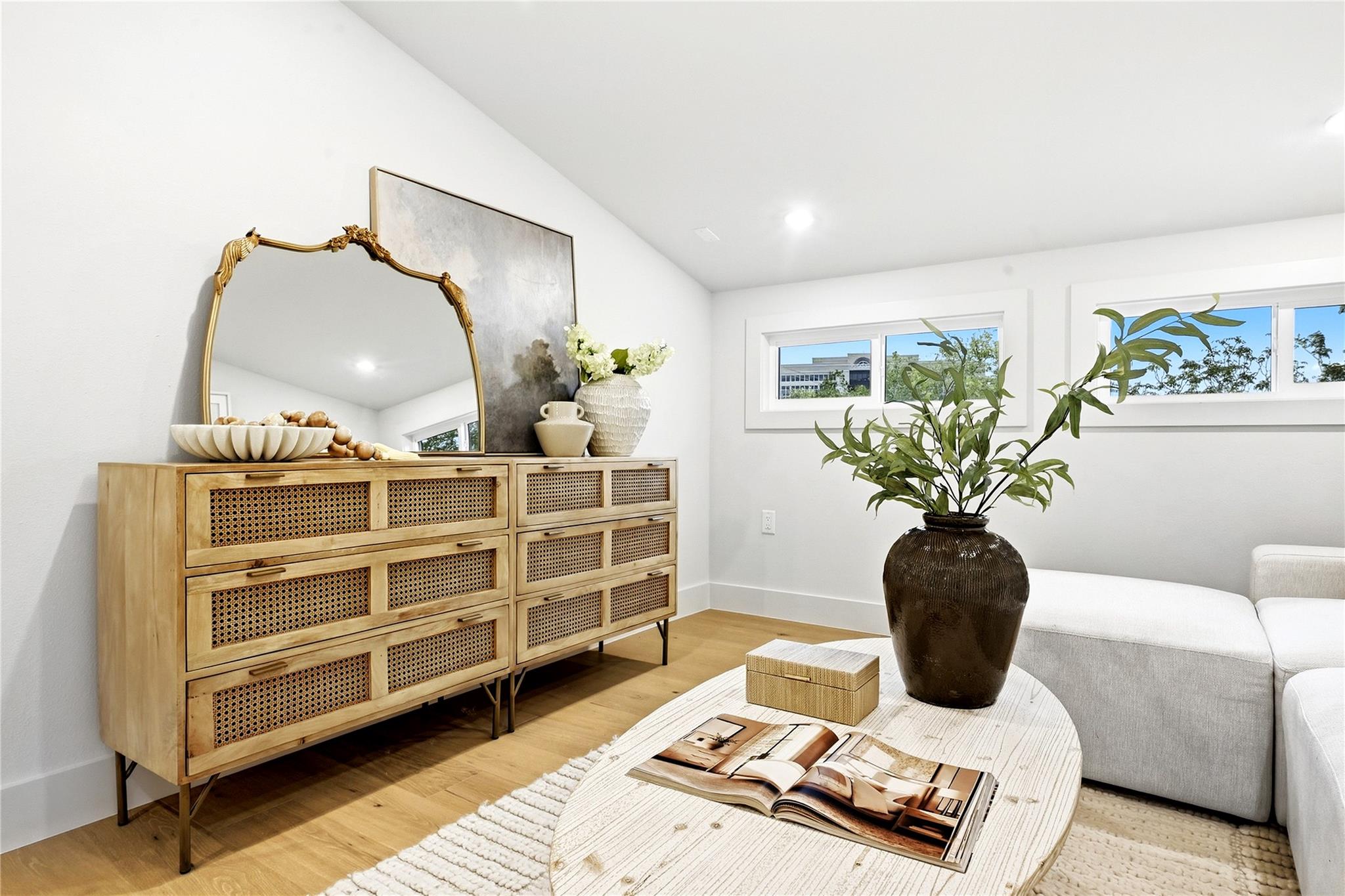 1201 Georgian St Property Photo 25
