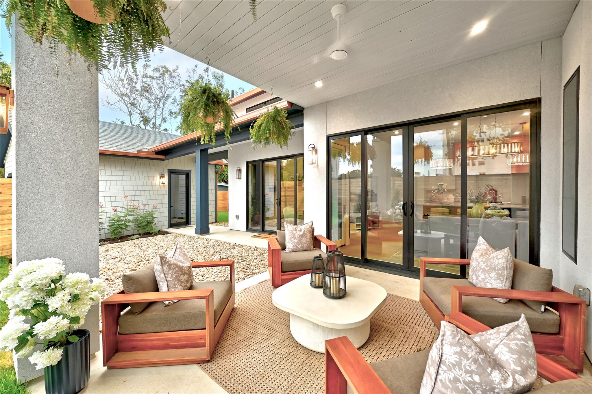 1201 Georgian St Property Photo 31