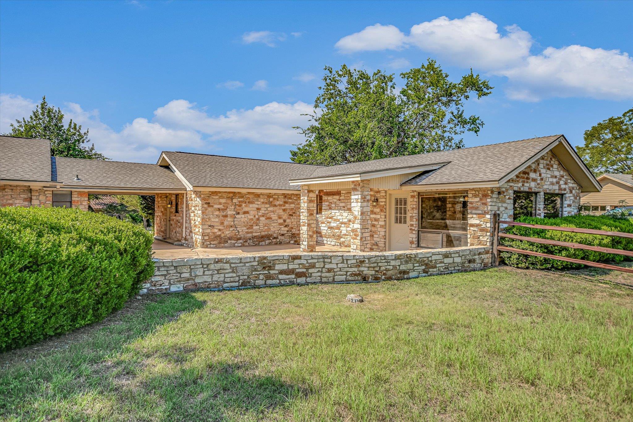 85 Brookhollow Dr Property Photo 16