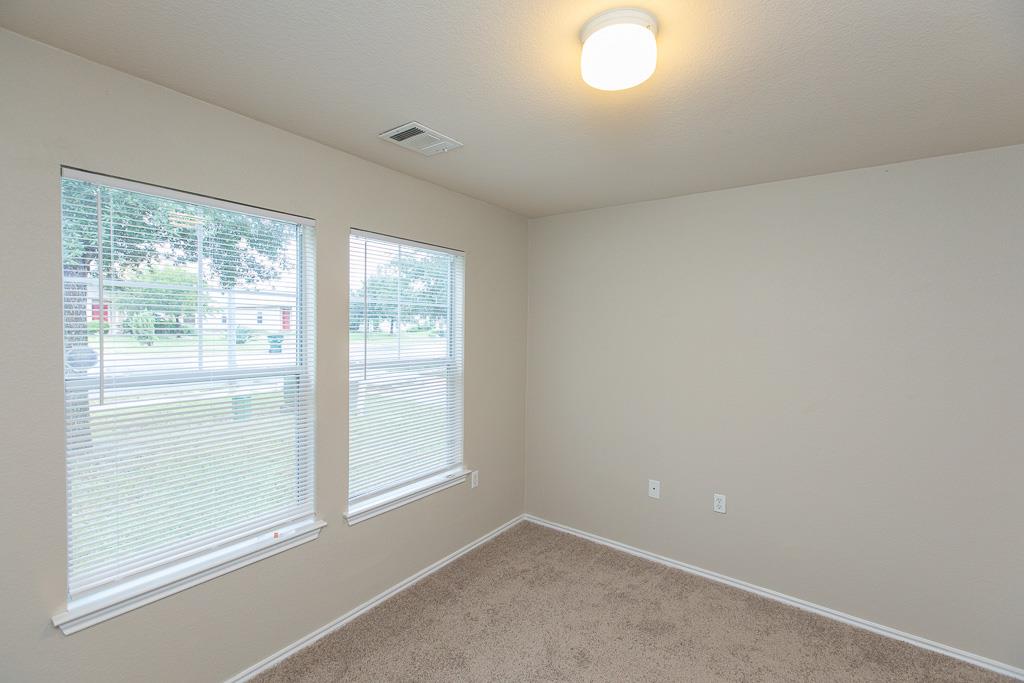 14009 Briarcreek Loop Property Photo 8