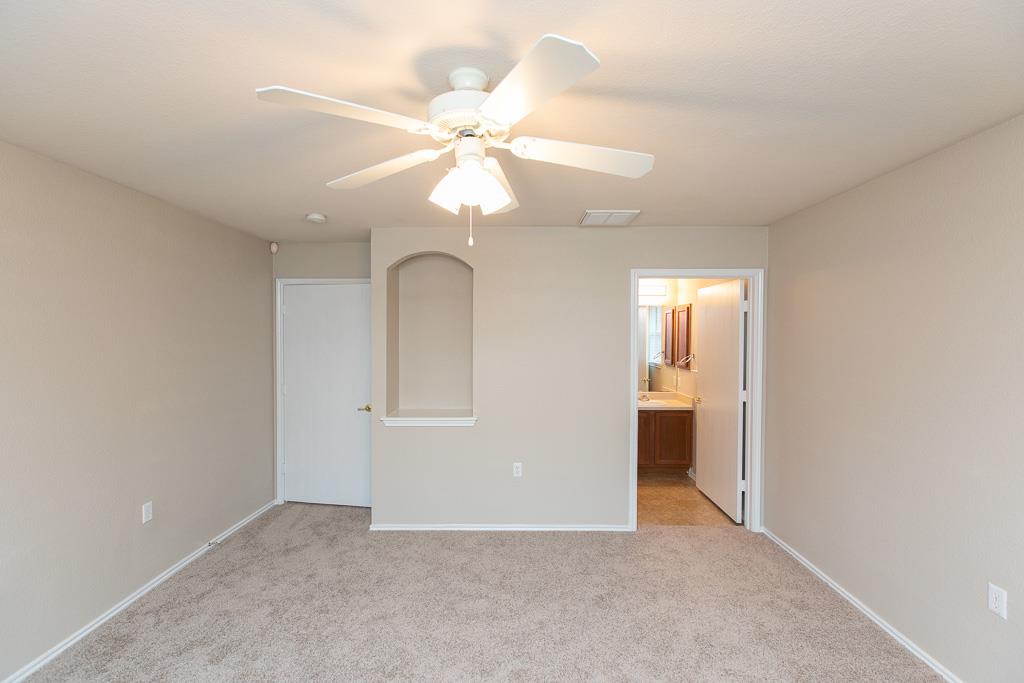 14009 Briarcreek Loop Property Photo 12