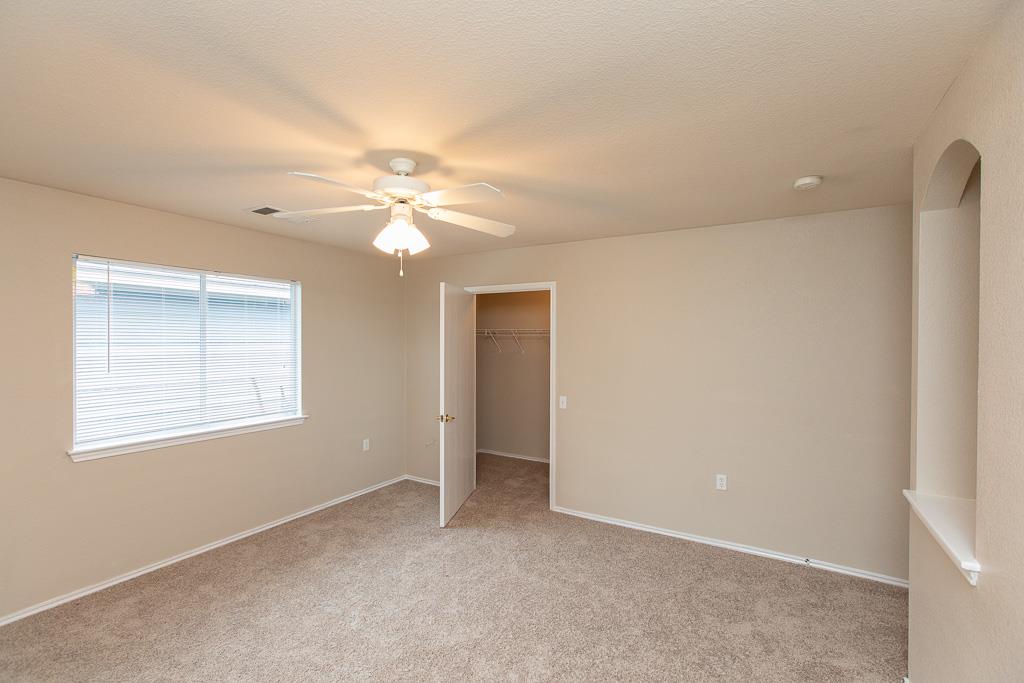 14009 Briarcreek Loop Property Photo 13