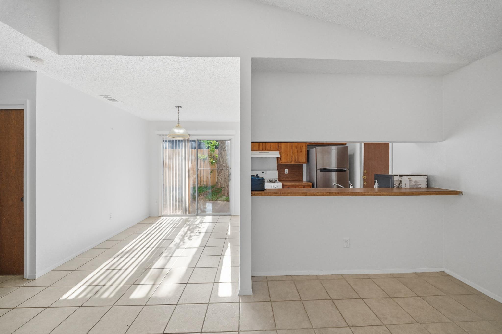 12002 Arrowwood Dr #b Property Photo 14